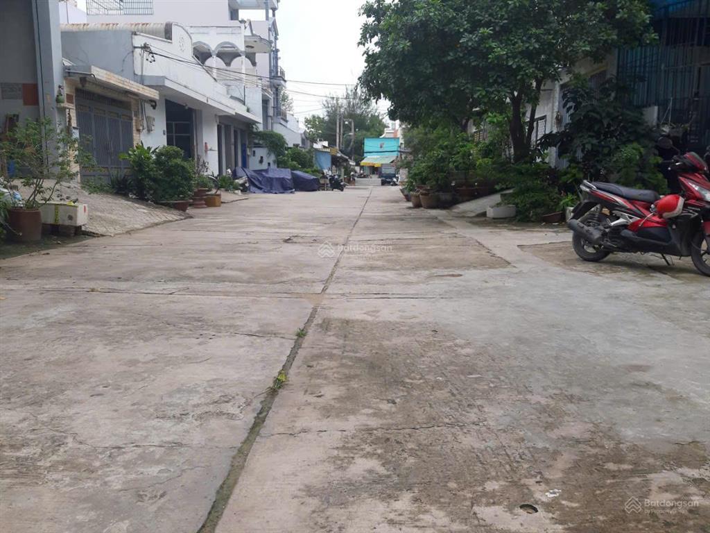 Cần bán lô đất mặt tiền nguyễn quý yêm, an lạc, bình tân, đường rộng 12m, khu dân cư hiện hữu