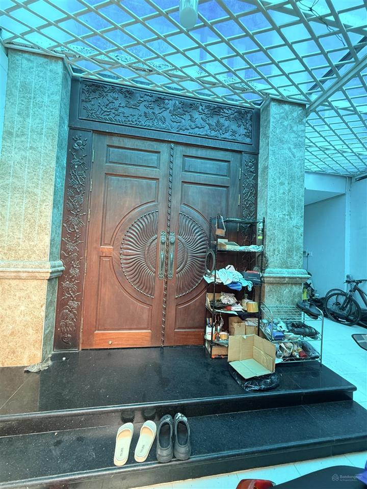 Cần bán nhà mặt tiền đường số, kdc hương lộ 5, phường an lạc, bình tân  có garage để xe riêng