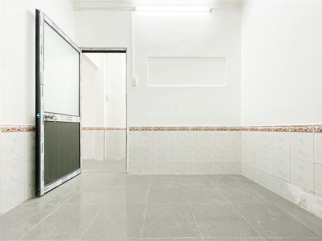 Cần bán nhà đường 4m nguyễn quý yêm, phường an lạc, bình tân  gần chợ kiến đức và võ văn kiệt