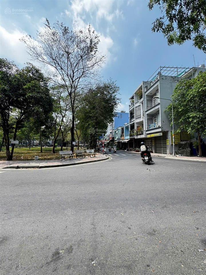 Kẹt ngân hàng nên hạ giá 1,3 tỷ chung cư khang điền còn 3,3 tỷ