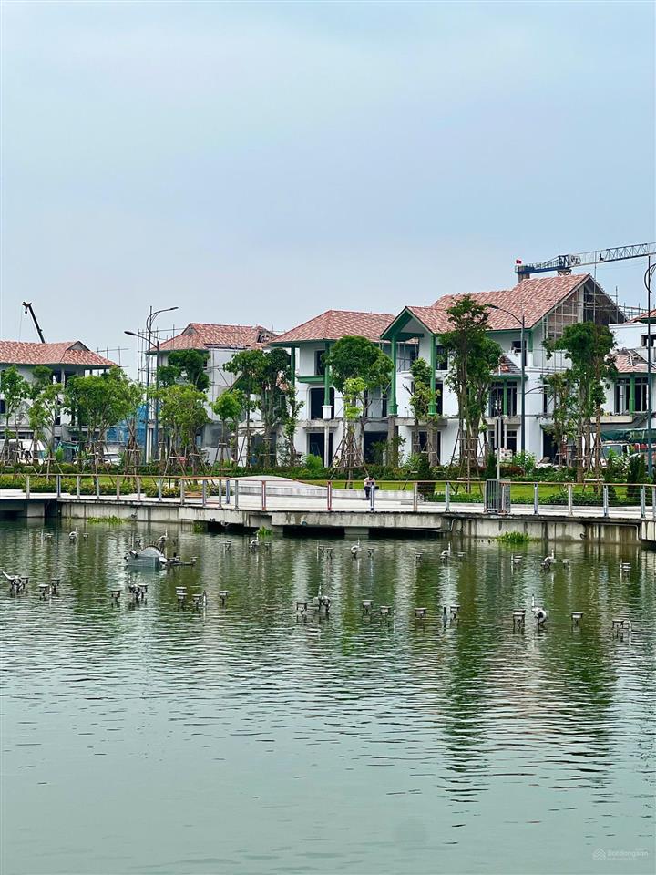 Chính chủ cắt lỗ 4.3t biệt thự c10.7x sun urban city chỉ còn 18t 200m2. nhận nhà sở hữu ngay