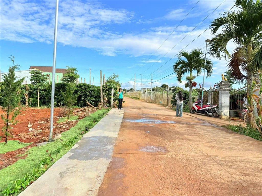 Đất đẹp ngay chợ tân hội đức trọng lâm đồng