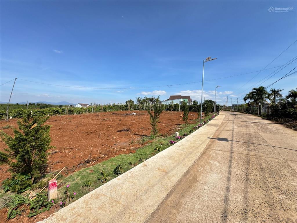 Đất đẹp ngay chợ tân hội đức trọng lâm đồng
