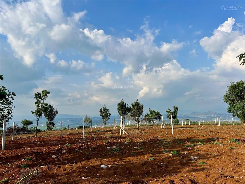Đất đẹp view đẹp ngay trung tâm đinh văn lâm hà lâm đồng