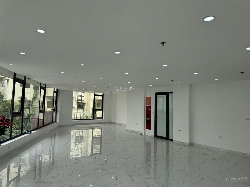 Cho thuê sàn thương mại văn phòng ô tô đỗ, rẻ, đẹp tại số 1 ngõ 1 phú kiều xuân phương, nam từ liêm