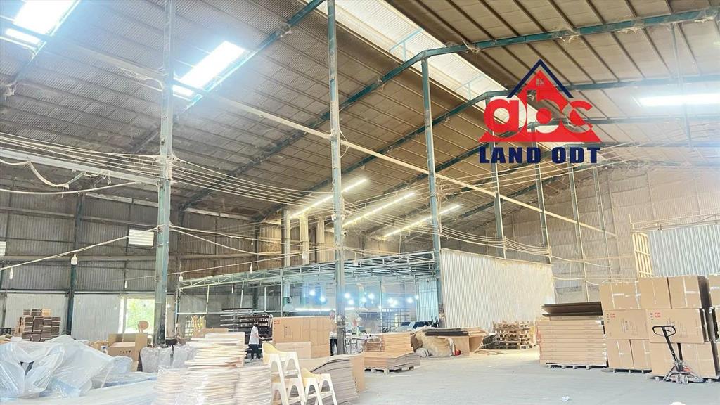 XT645 xưởng sản xuất linh hoạt ngành nghề, với mật độ dân cư đông tiếp cận LDPT