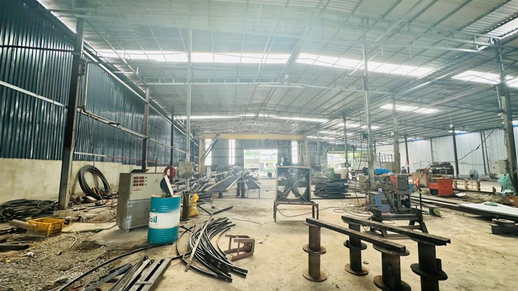 XN201 nhà xưởng sản xuất 1000m2 có cầu trục, pháp lý đầy đủ, bàn giao SX hoạt động liền