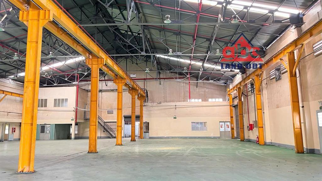 XT119 cho thuê nhà xưởng kiên cố, sẵn dàn cầu trục lớn phục vụ SX ngành nghề CNC