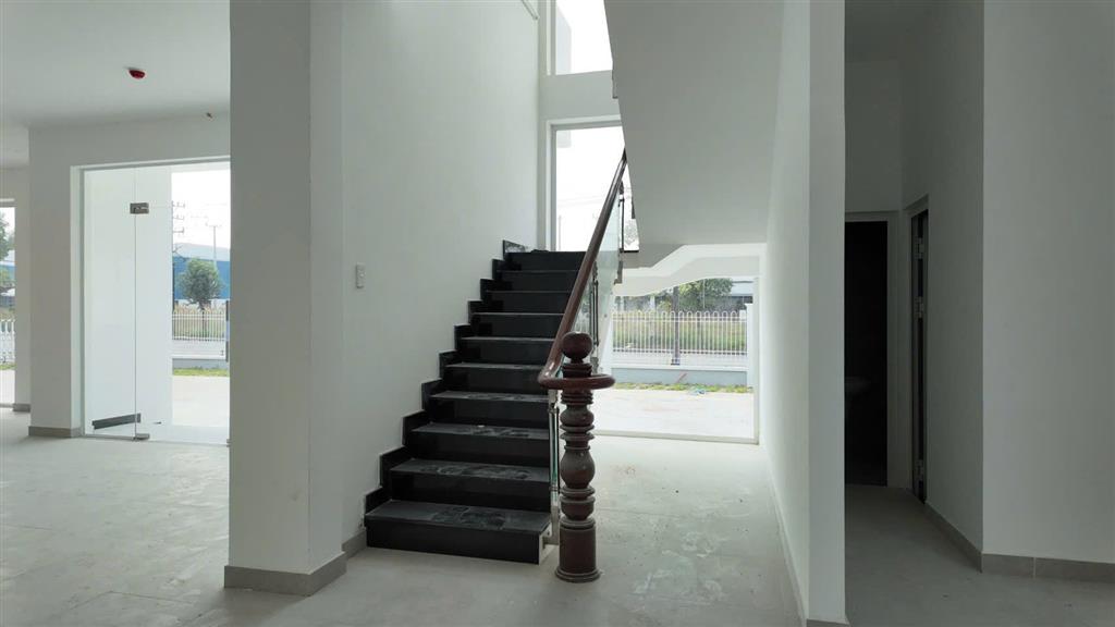 Cho thuê nhà xưởng sản xuất CNC, Khung thép kiên cố , sẵn xưởng vận hành SX liền