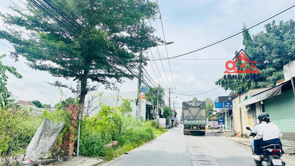 X161 bán lại toàn bộ nhà xưởng máy móc tại P, Trảng Dài thích hợp đầu tư lâu dài