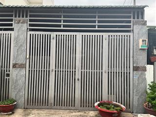 Cần bán nhà 2 tầng. đt 5,5x28m. hẻm xe hơi thông. ấp 3, đông thạnh. giá 5 tỷ