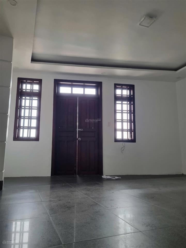 Cho thuê nhà phố 1 trệt 3 lầu ngay đường tân kỳ tân quý  alo 0976 205 ***