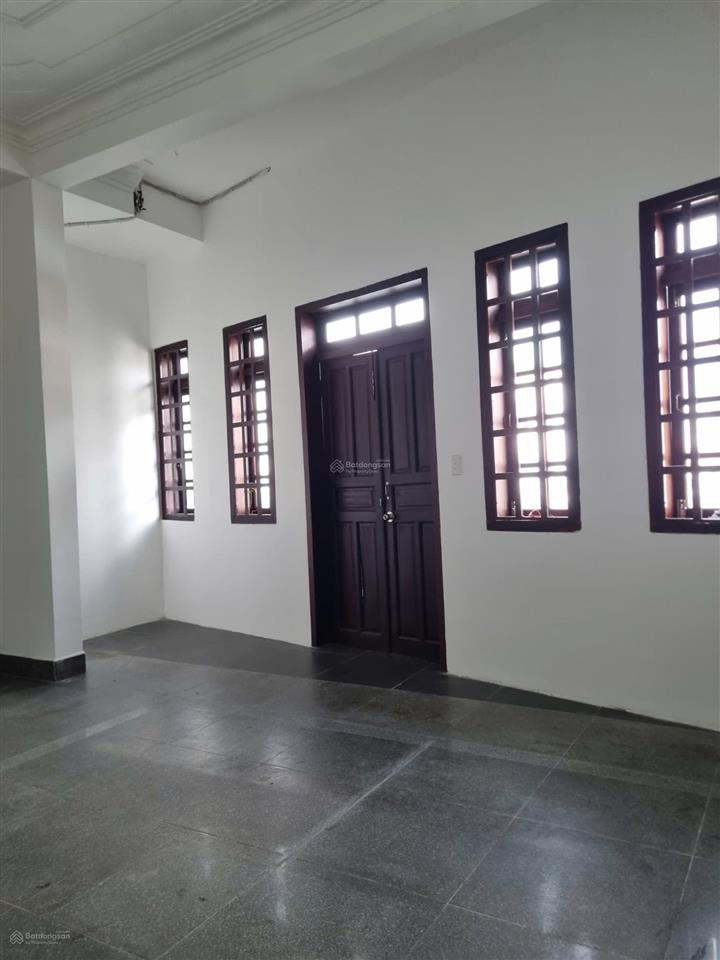 Cho thuê nhà phố 1 trệt 3 lầu ngay đường tân kỳ tân quý  alo 0976 205 ***