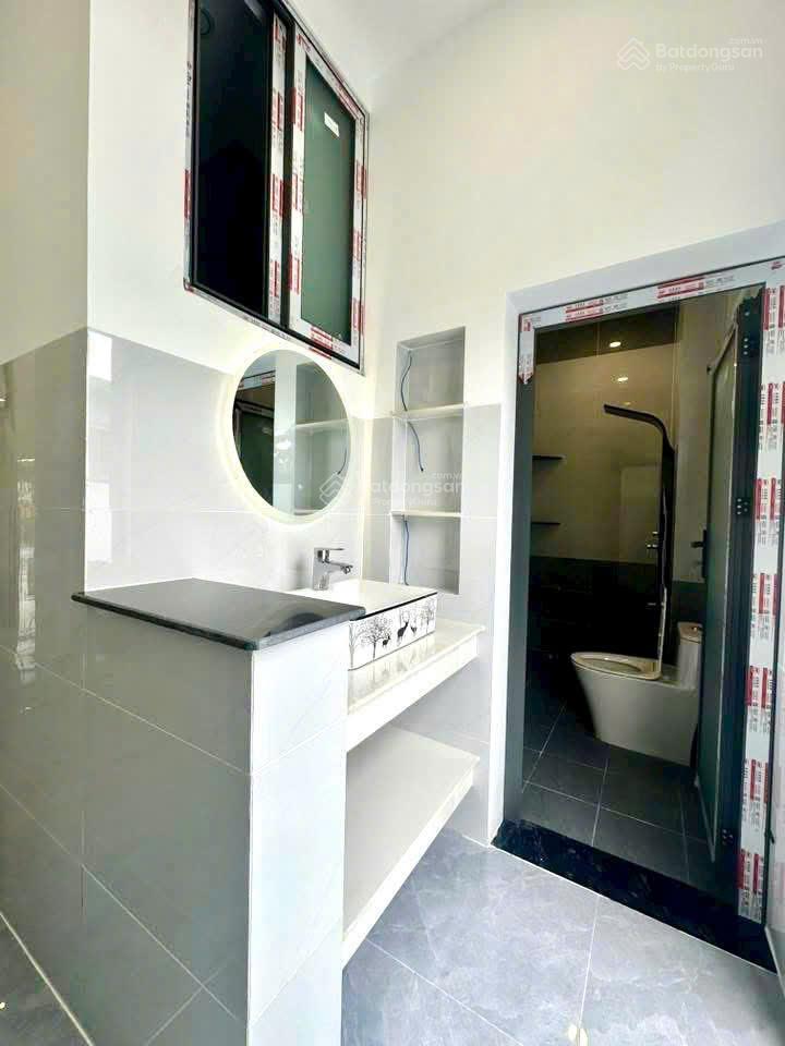 Nhà tân an, thủ dầu một thông ra 3 trục đường chình, 1 trệt 3 phòng ngủ sân trước sau