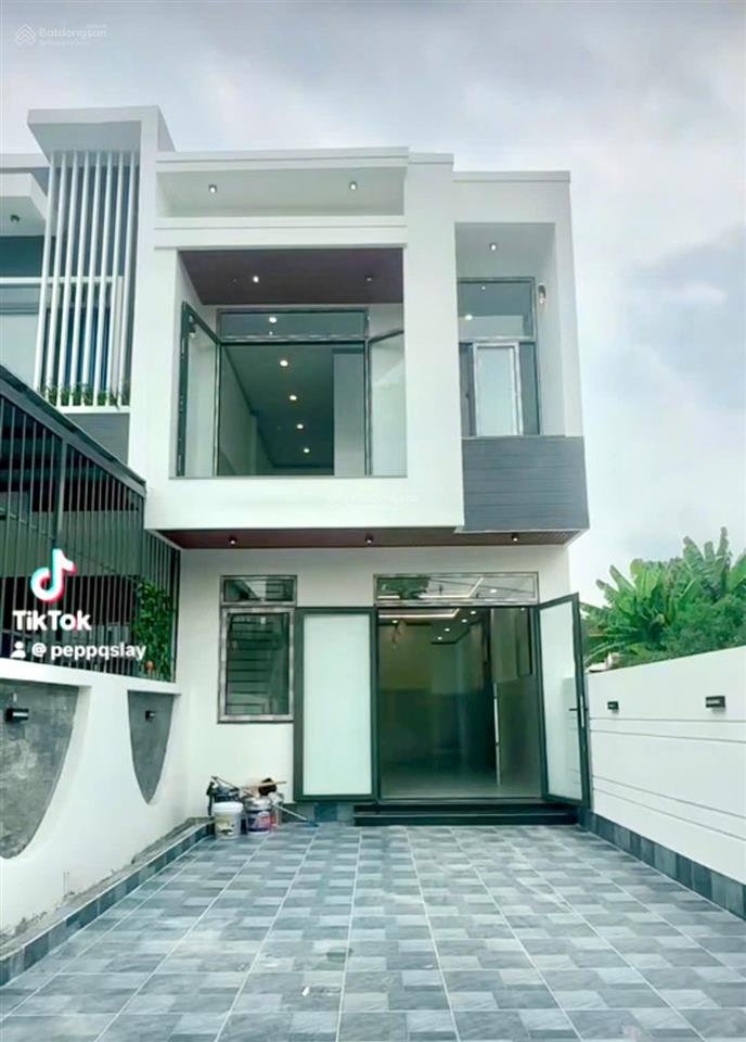 Nhà tân an, thủ dầu một thông ra 3 trục đường chình, 1 trệt 3 phòng ngủ sân trước sau