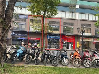 0368 973 *** shophouse vinsmart city 2 tầng 165m2 đang cho thuê dòng tiền tốt. sẵn sổ cần cắt lỗ