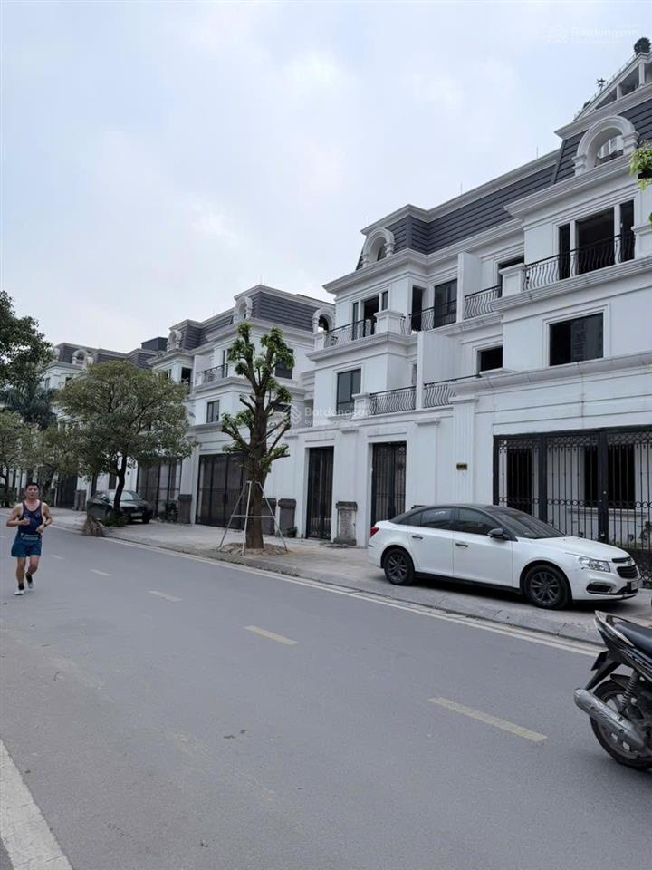 0368 973 *** hiếm có 1 căn bt song lập roman plaza tố hữu cắt lỗ giá chỉ 231 triệu/m2 cả đất+xây
