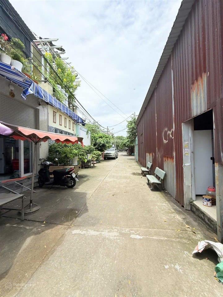 Nhà mới 227m2. hẻm 257, bình thành