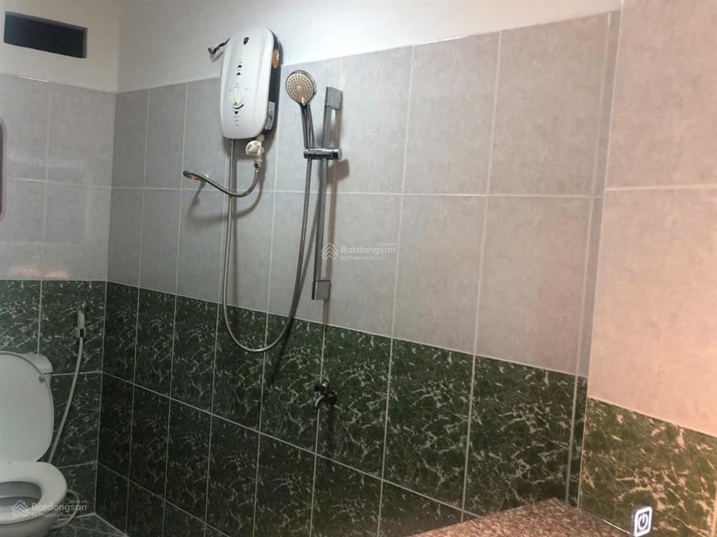 Bán gấp đi nước ngoài giảm sâu 400tr. chỉ còn 9 tỷ 500tr. nhà sát bên chợ cây quéo. hỗ trợ vay đủ