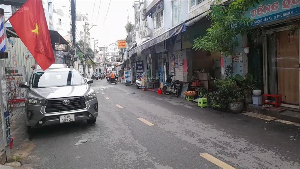 Bán gấp đi nước ngoài giảm sâu 400tr. chỉ còn 9 tỷ 500tr. nhà sát bên chợ cây quéo. hỗ trợ vay đủ