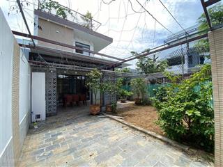 Nhà sân vườn 3pn đường dương loan  hòa xuân, giá tốt