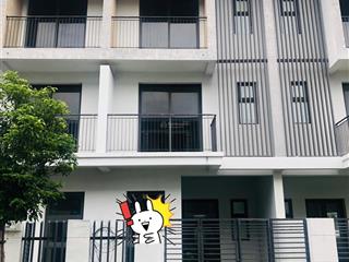 Căn áp góc 75m2 siêu đẹp  cách cổng beomes vài bước chân