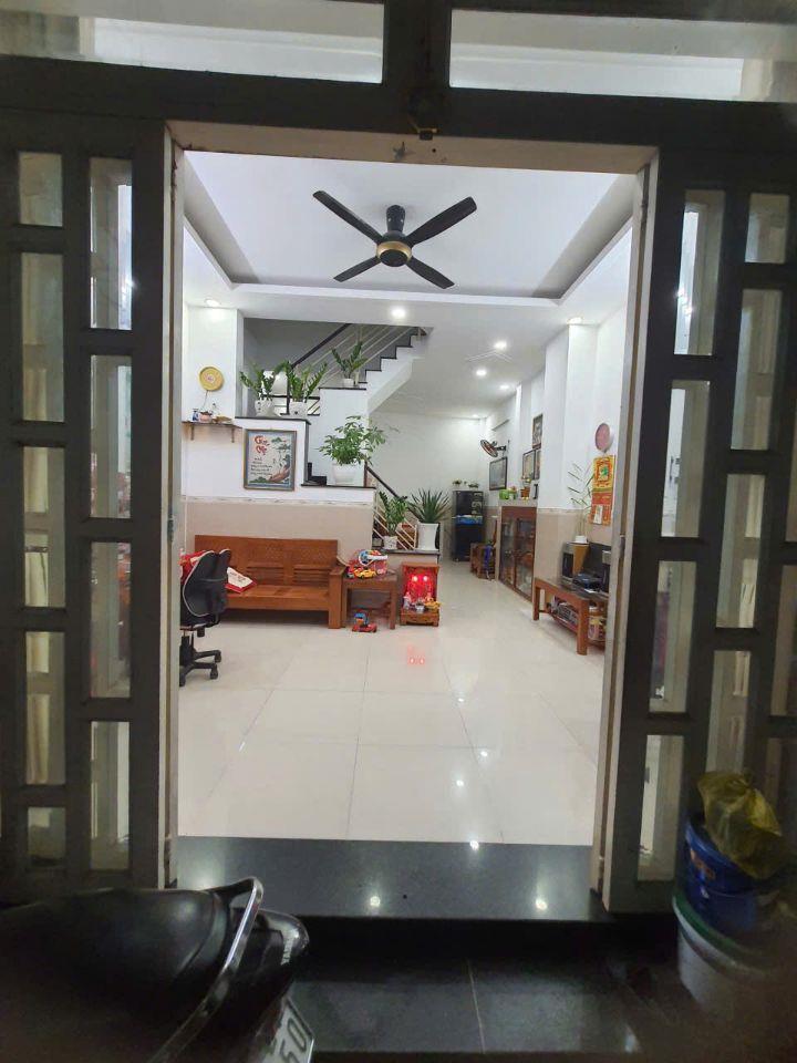 Bán nhà khu dân trí cao an ninh tốt đường số 6 linh xuân thủ đức tphcm LH0909428959.
