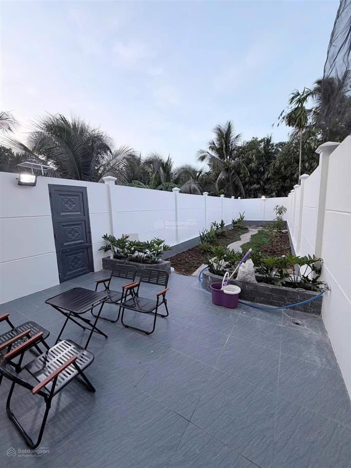 Bán nhà mới xây tân cổ điển đẹp ko tỳ vết thuộc mỹ phong, tp mỹ tho. gần 200m2. giá chỉ 3 tỷ 190 tr