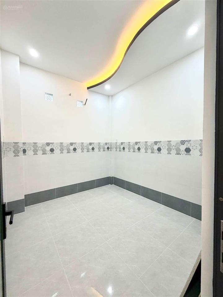 Bán nhà mới hoàn thiện, nội thất đầy đủ.dt 6x11m.thuộc trung an, tp mỹ tho.giá chỉ 1,080 triệu tl