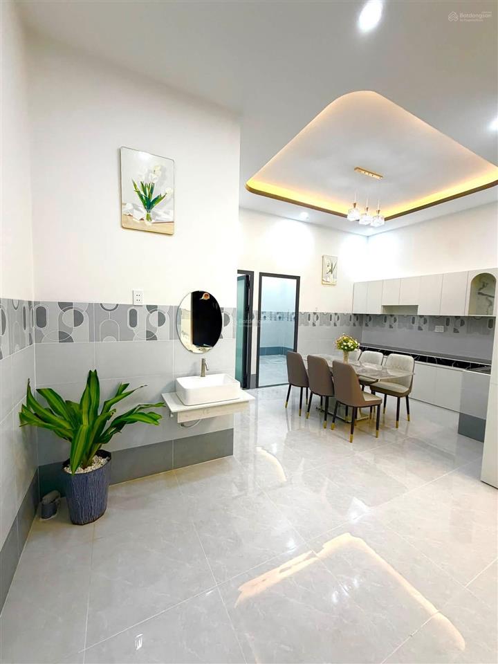 Bán nhà mới hoàn thiện, nội thất đầy đủ.dt 6x11m.thuộc trung an, tp mỹ tho.giá chỉ 1,080 triệu tl