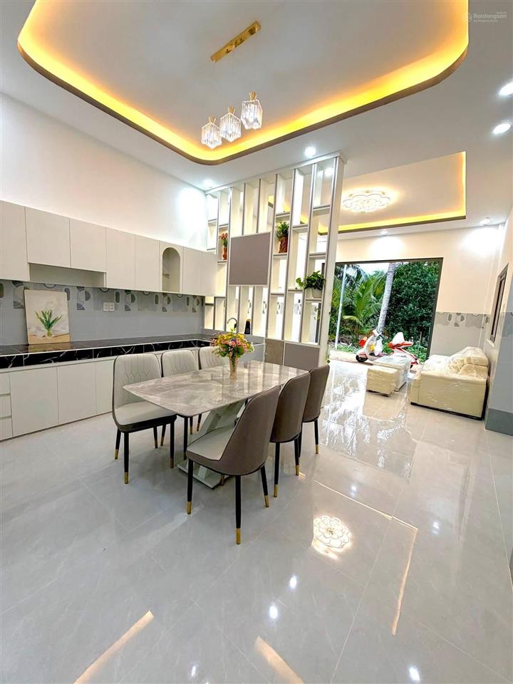 Bán nhà mới hoàn thiện, nội thất đầy đủ.dt 6x11m.thuộc trung an, tp mỹ tho.giá chỉ 1,080 triệu tl