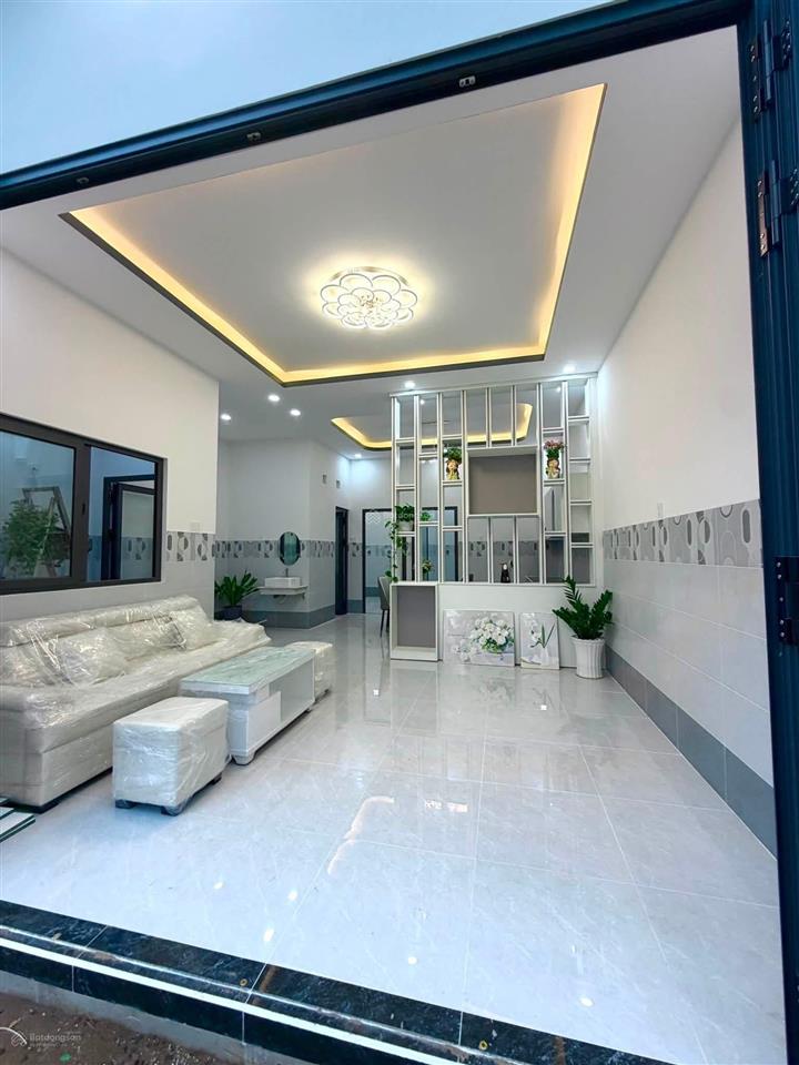 Bán nhà mới hoàn thiện, nội thất đầy đủ.dt 6x11m.thuộc trung an, tp mỹ tho.giá chỉ 1,080 triệu tl