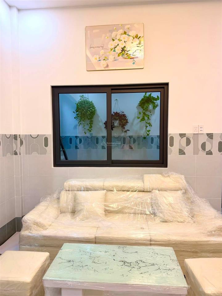 Bán nhà mới hoàn thiện, nội thất đầy đủ.dt 6x11m.thuộc trung an, tp mỹ tho.giá chỉ 1,080 triệu tl