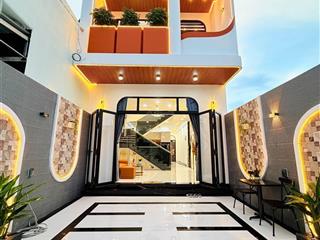 Nhà luxury với nội thất cao cấp, giá chỉ 2 tỷ 960 triệu
