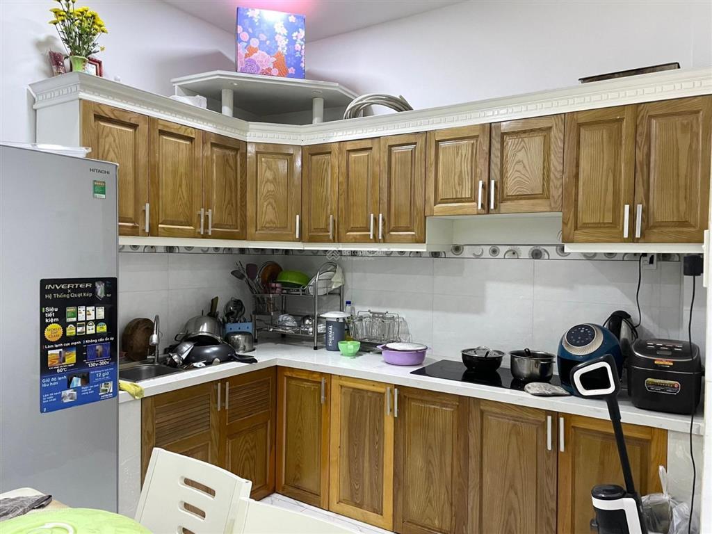 Nhà 48m2 hẻm 6m cách 1 căn ra mặt tiền nguyễn kim, gần bv chợ rẫy, sân thống nhất