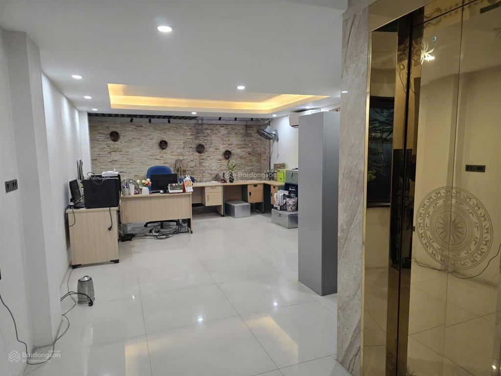 Hạ 9 tỷ bán gấp tòa văn phòng mặt phố quan nhân 84m2 5 tầng thang máy, mt 5m 18.5 tỷ thanh xuân