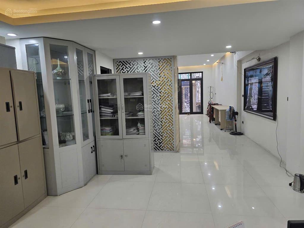 Hạ 9 tỷ bán gấp tòa văn phòng mặt phố quan nhân 84m2 5 tầng thang máy, mt 5m 18.5 tỷ thanh xuân