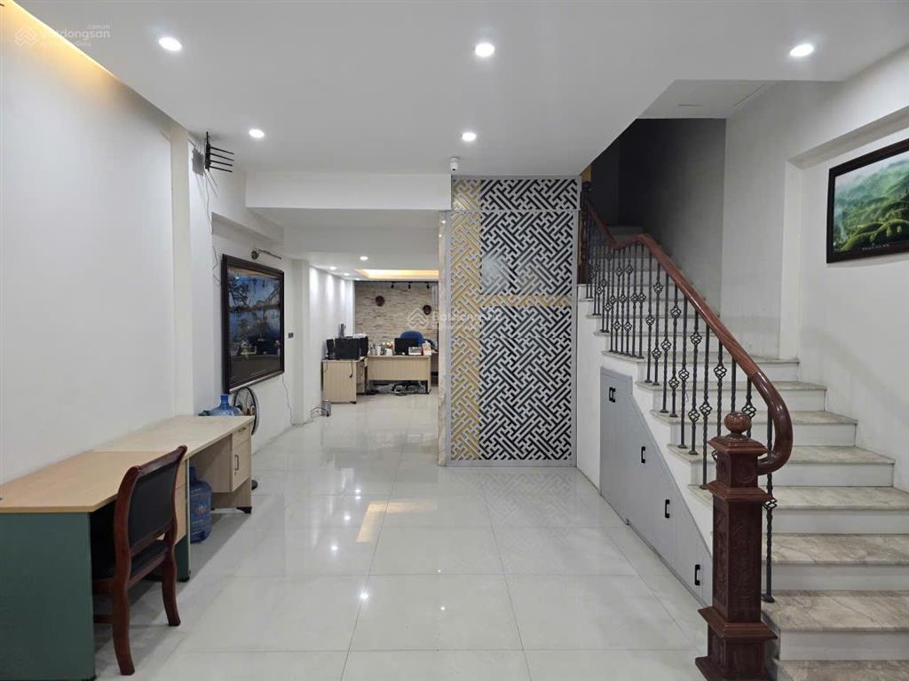 Hạ 9 tỷ bán gấp tòa văn phòng mặt phố quan nhân 84m2 5 tầng thang máy, mt 5m 18.5 tỷ thanh xuân