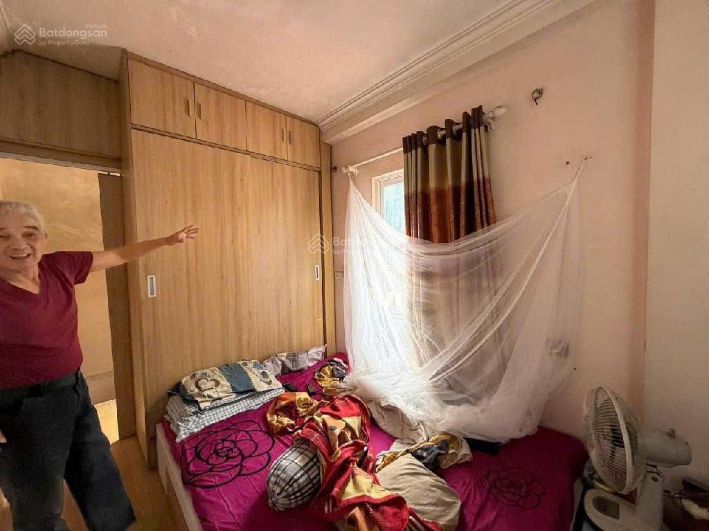 Ngõ 3 gác thông kính doanh 3 thoáng trung tả 20m2 5 tầng mt3.9m 4.7tỷ văn miếu quốc tử giám đống đa