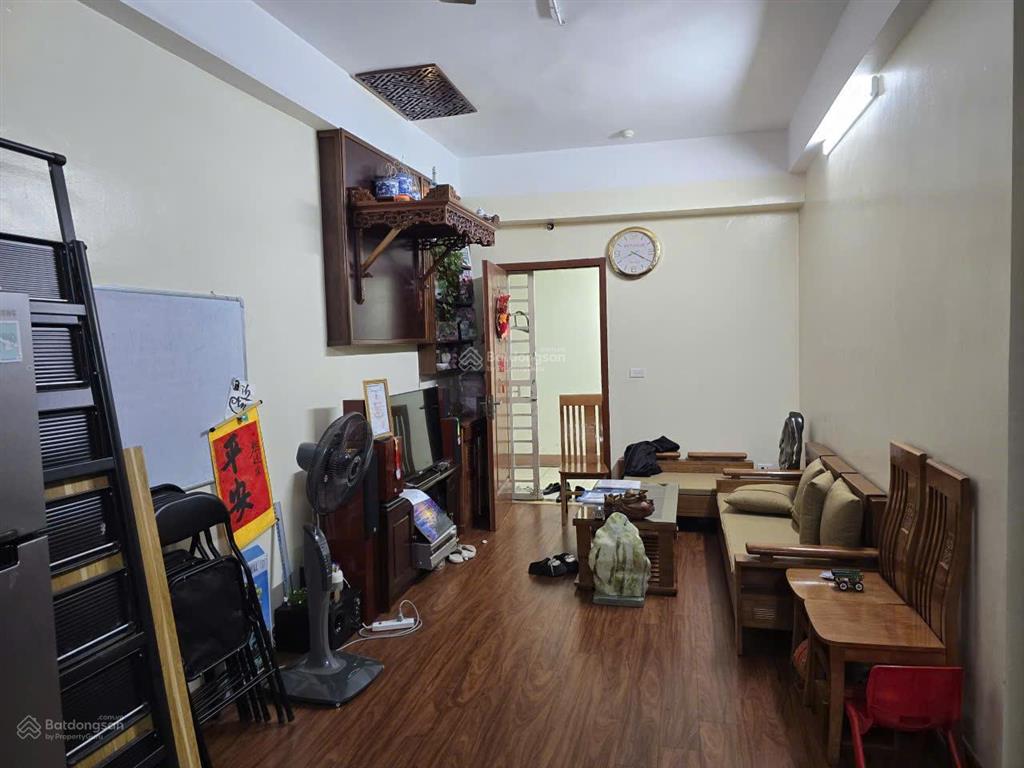 Lô góc 3 thoáng ngõ 3 gác thông hồ văn chương 20m ra phố khâm thiên 20m2 5t mt3.9m 4.7 tỷ đống đa