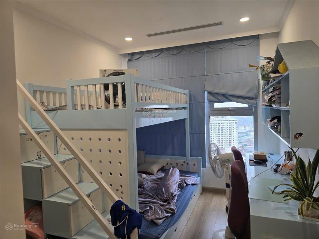 Cho thuê căn hộ vinhomes gardenia hàm nghi 2pn + khách+bếp +2 wc full nội thất 78.8 m2 có slot ôtô