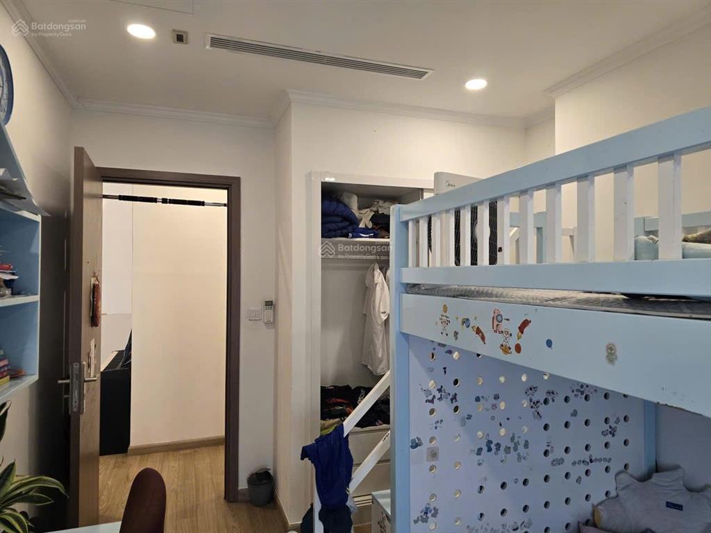 Cho thuê căn hộ vinhomes gardenia hàm nghi 2pn + khách+bếp +2 wc full nội thất 78.8 m2 có slot ôtô