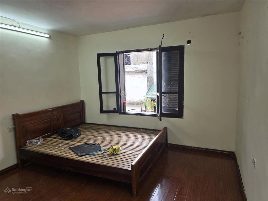 Cực hiếm 50m ra hồ khương thượng, ngã tư sở ô tô tránh 30m2 3 tầng mt 5.7m. 8.5 tỷ đống đa