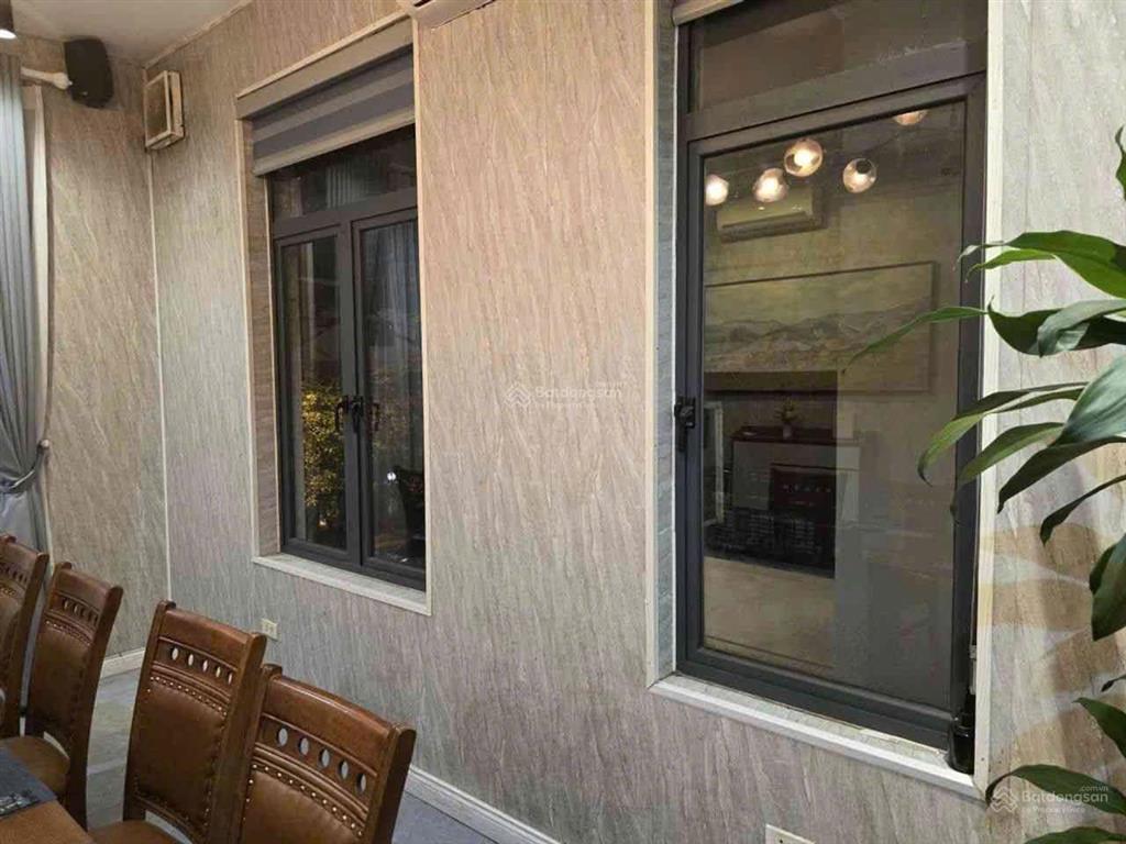 Siêu phẩm vàng giữa trung tâm vị trí độc tôn 10 năm mới có 1 căn bán, 0983 713 ***