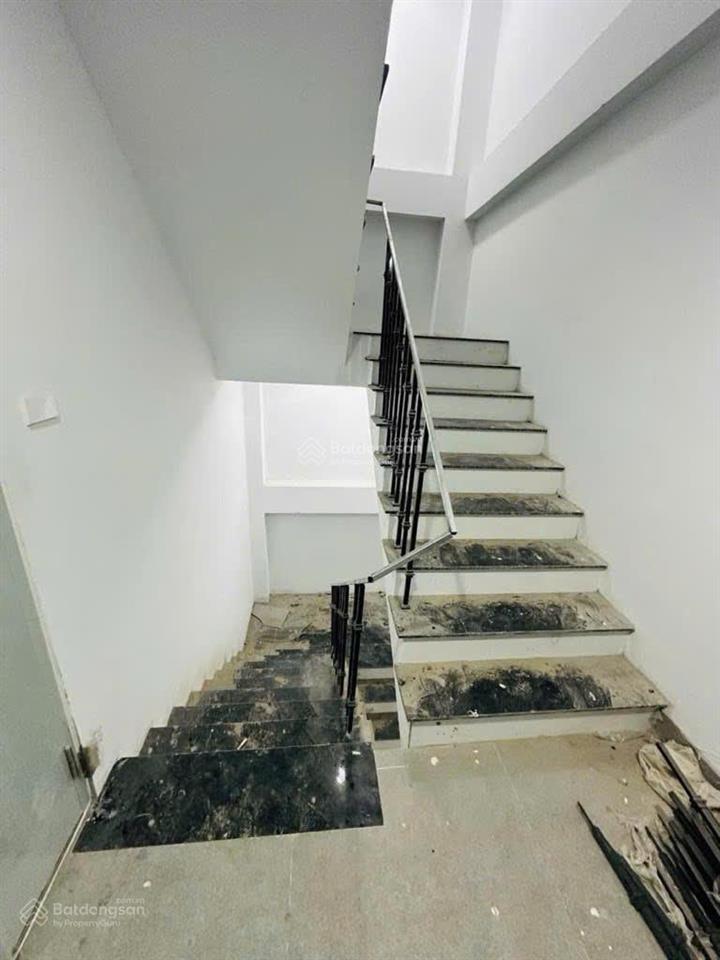 Siêu phẩm mặt phố xã đàn 1 mặt phố + 1 mặt ngõ vỉa hè rộng dòng tiền 300tr/tháng