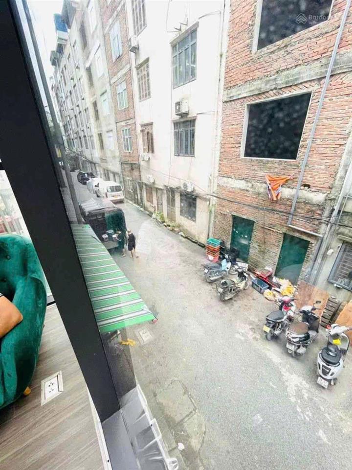 Bán gấp nhà liền kề ô tô tránh ô tô đỗ cửa vỉa hè kinh doanh văn phòng