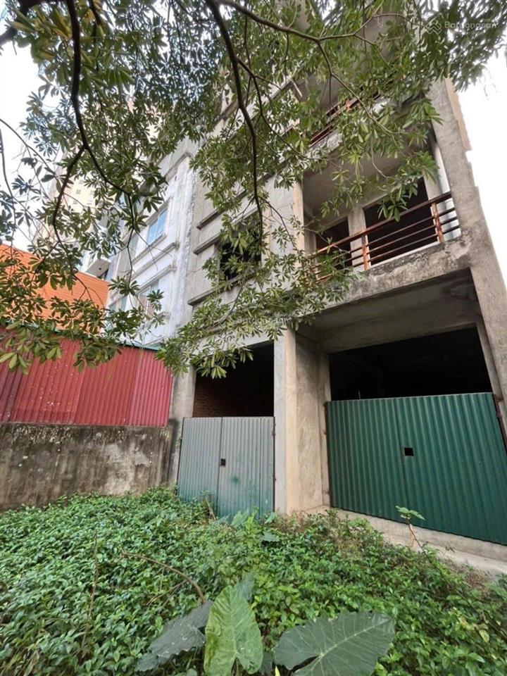 Cực hiếm biệt thự sân vườn thạch bàn 3 mặt thoáng ô chờ thang máy 129.9m2 33 tỷ