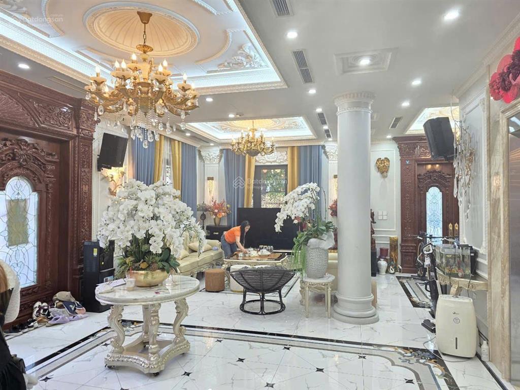 Siêu biệt thự đẳng cấp lô góc 4 thoáng kđt việt hưng long biên, 0983 713 ***