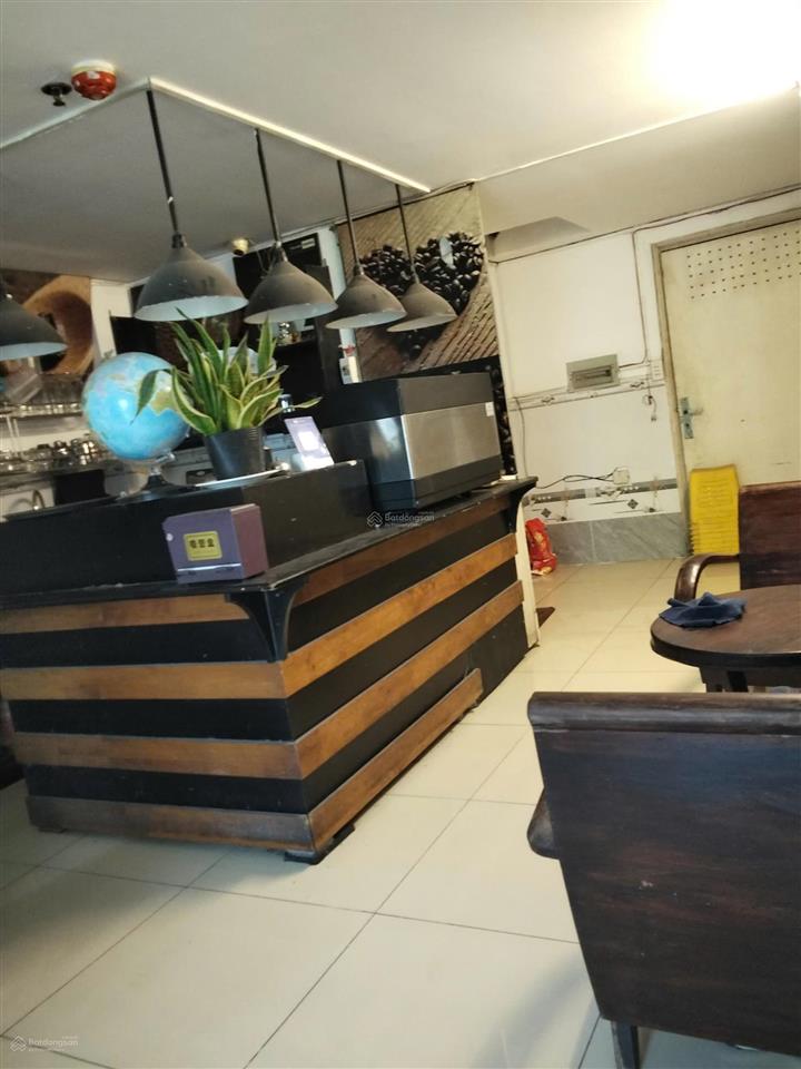 Chuyển đổi mô hình cần bán căn shophouse đang bán cafe và ăn sáng doanh thu 4tr/ ngày