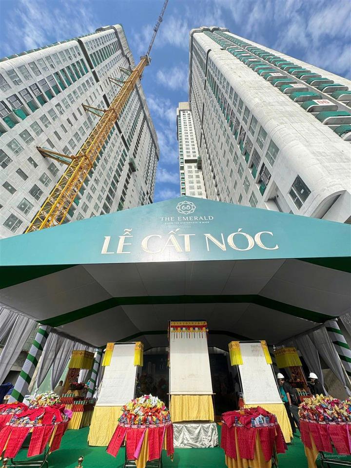 Những căn cuối cùng the emerald 68  mua trực tiếp cđt, ck 68%